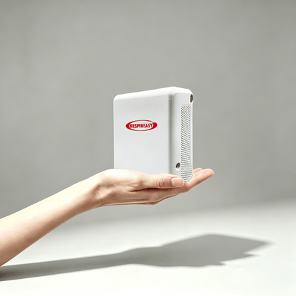 Handheld Home Portable Oxygen Concentrator 6 LPM 1.1 KG Mini Oxygen Concentrators Small Size with Lithium Battery